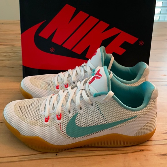nike kobe 11 summer pack
